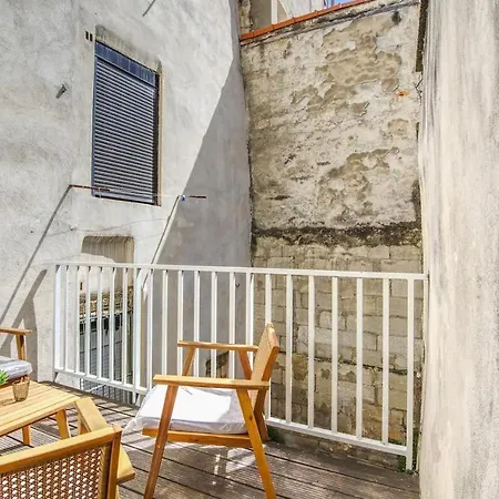 Bel Appartement Avec Terrasse Au Coeur D'Avignon Exterior photo